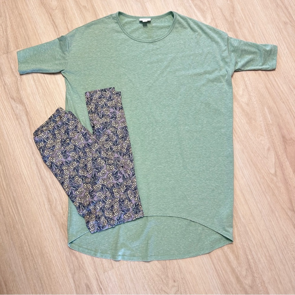 Lularoe Irma tunic top Leggings XS‎ One Size Heather Green Roses